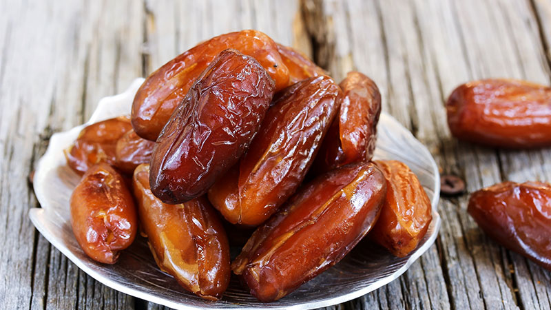 years-price-of-estamaran-dates